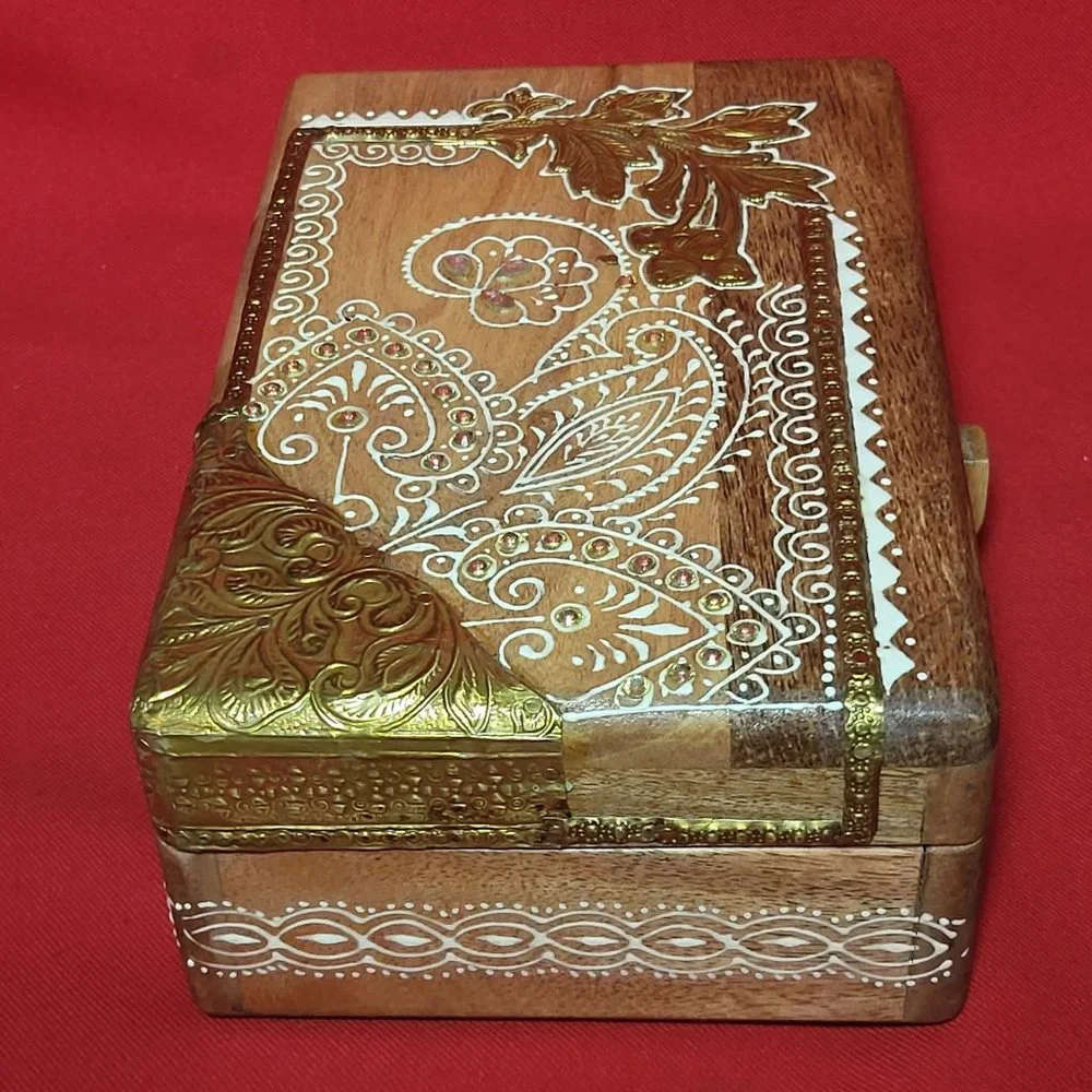 VTG Wooden Jewelry Keepsake Trinket Box White Gold Floral Design